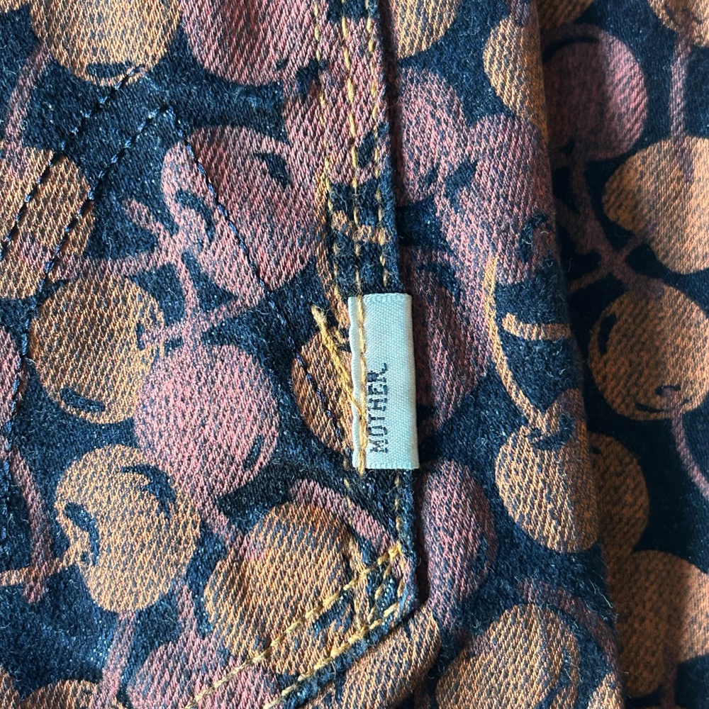 🍒 MOTHER Women Skinny Jeans The Looker Unique Cherry Print Size 27 Super Cute! 🍒 - Picture 6 of 9